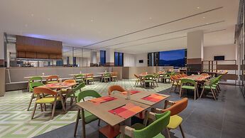 Holiday Inn Resort Qionghai Guantang by IHG