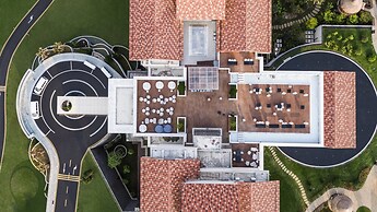 Holiday Inn Resort Qionghai Guantang by IHG