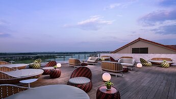 Holiday Inn Resort Qionghai Guantang by IHG