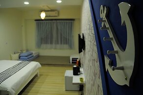 Meet Happiness B&B