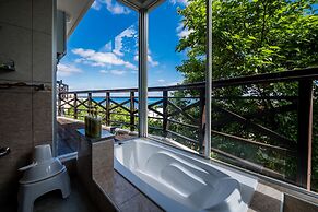 E-horizon Resort Condominium Yomitan