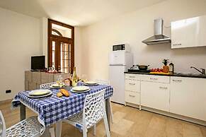 Desenzanoloft Very Good di Giosue' Carducci