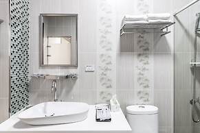 MAMBO Boutique Hotel