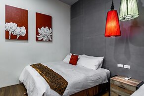 MAMBO Boutique Hotel