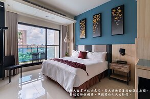 MAMBO Boutique Hotel