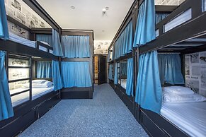 TsaTsa Hotel - Hostel