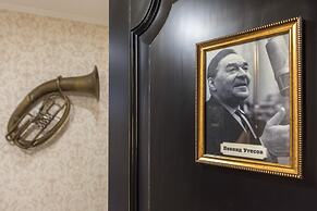 TsaTsa Hotel - Hostel