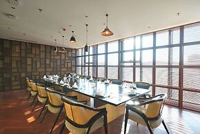 Wyndham Grand Yangon Hotel