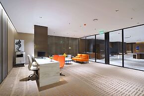 Wyndham Grand Yangon Hotel