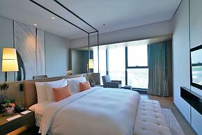 Wyndham Grand Yangon Hotel