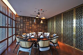 Wyndham Grand Yangon Hotel