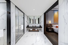 Wyndham Grand Yangon Hotel