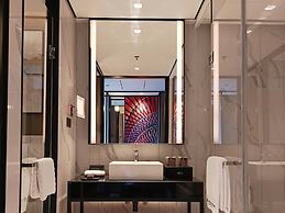 Wyndham Grand Yangon Hotel