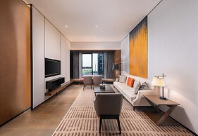 Wyndham Grand Yangon Hotel