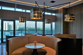 Wyndham Grand Yangon Hotel