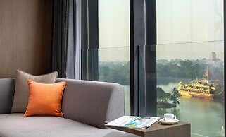 Wyndham Grand Yangon Hotel