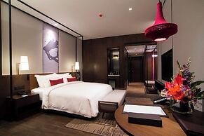 Wyndham Grand Yangon Hotel