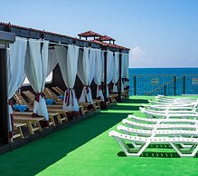 AZIMUT Hotel Prometey Nebug Tuapse