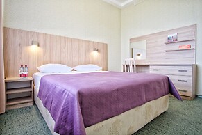 AZIMUT Hotel Prometey Nebug Tuapse