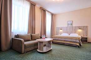 AZIMUT Hotel Prometey Nebug Tuapse