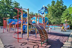 AZIMUT Hotel Prometey Nebug Tuapse