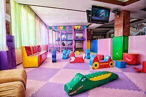 AZIMUT Hotel Prometey Nebug Tuapse