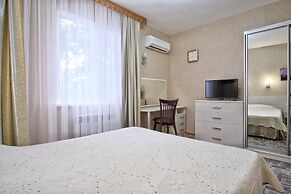 AZIMUT Hotel Prometey Nebug Tuapse