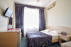 AZIMUT Hotel Prometey Nebug Tuapse