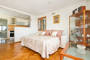 Luxury Apartment Matkovic