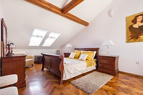 Luxury Apartment Matkovic