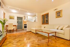 Luxury Apartment Matkovic