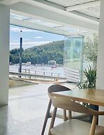 Geo & Art Boutique Hotel