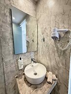 Geo & Art Boutique Hotel