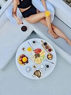 Geo & Art Boutique Hotel