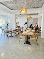 Geo & Art Boutique Hotel