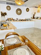 Geo & Art Boutique Hotel