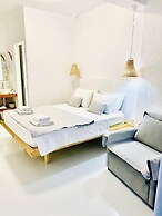 Geo & Art Boutique Hotel