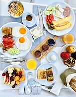 Geo & Art Boutique Hotel