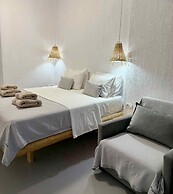 Geo & Art Boutique Hotel