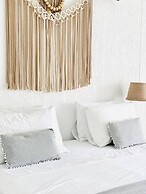 Geo & Art Boutique Hotel