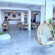 Geo & Art Boutique Hotel