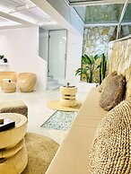 Geo & Art Boutique Hotel