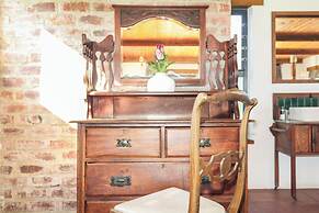 Duikersdrift Winelands Country Escape