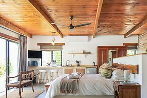 Duikersdrift Winelands Country Escape