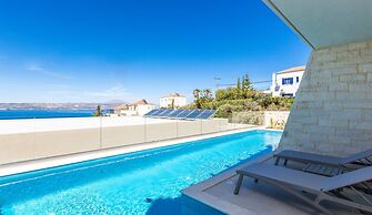 Sun and Sea Plus Resort Hotel