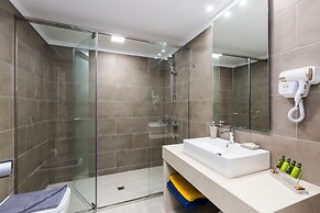 Sun and Sea Plus Resort Hotel