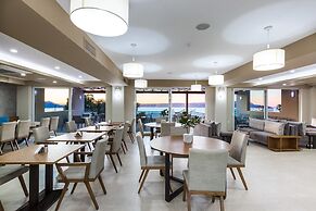 Sun and Sea Plus Resort Hotel