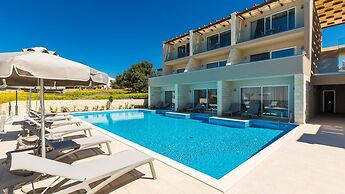 Sun and Sea Plus Resort Hotel