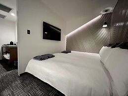 THE LIVELY FUKUOKA HAKATA