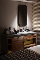 THE LIVELY FUKUOKA HAKATA